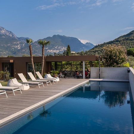 Oleeva Garda Living - Adults Only Bed & Breakfast Riva del Garda Exterior photo