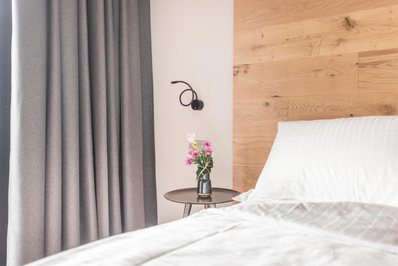 Oleeva Garda Living - Adults Only Bed & Breakfast Riva del Garda Exterior photo
