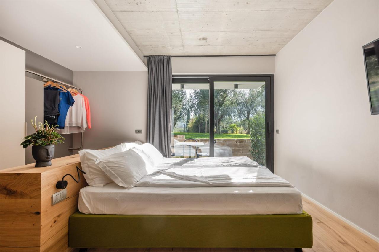Oleeva Garda Living - Adults Only Bed & Breakfast Riva del Garda Exterior photo