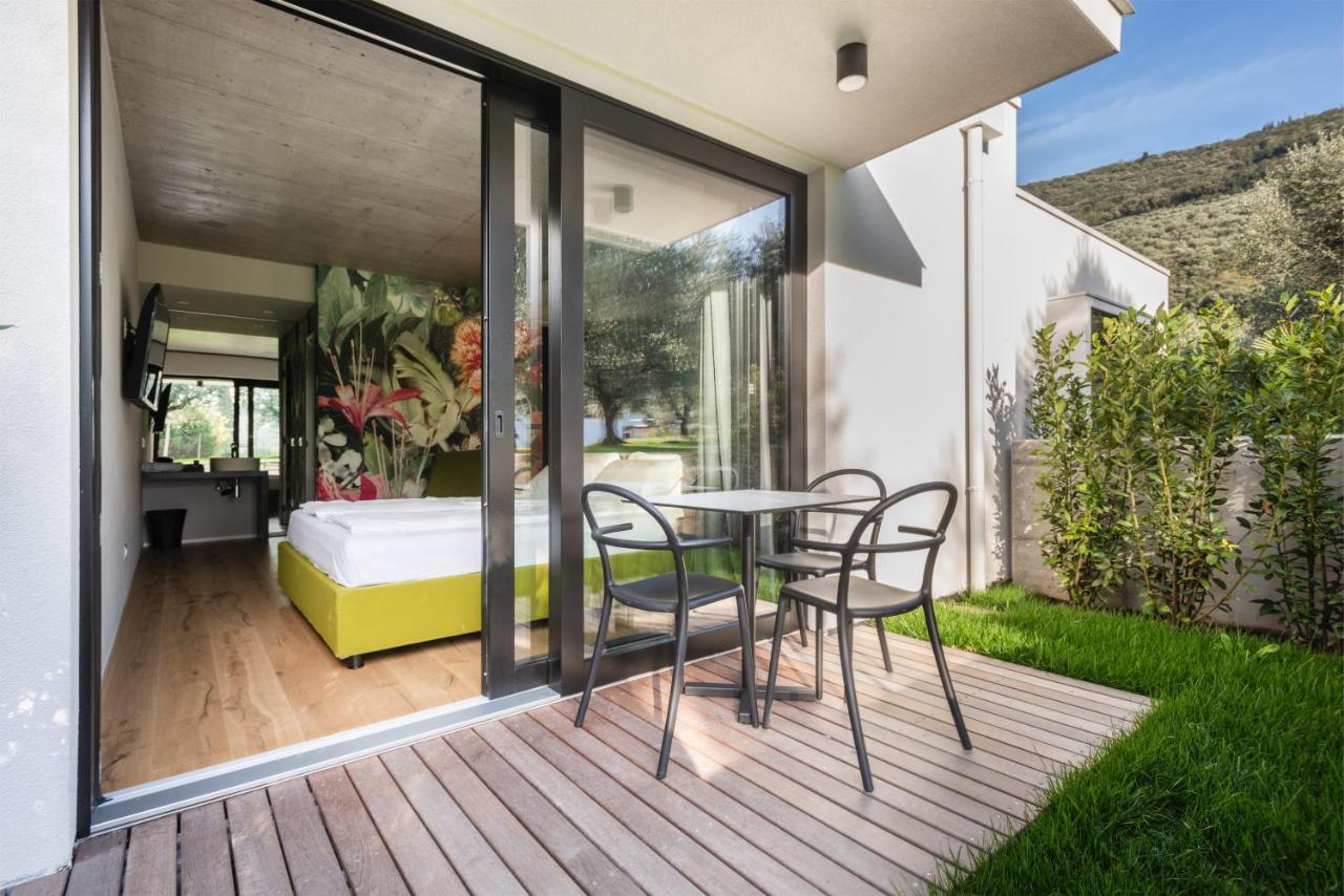 Oleeva Garda Living - Adults Only Bed & Breakfast Riva del Garda Exterior photo